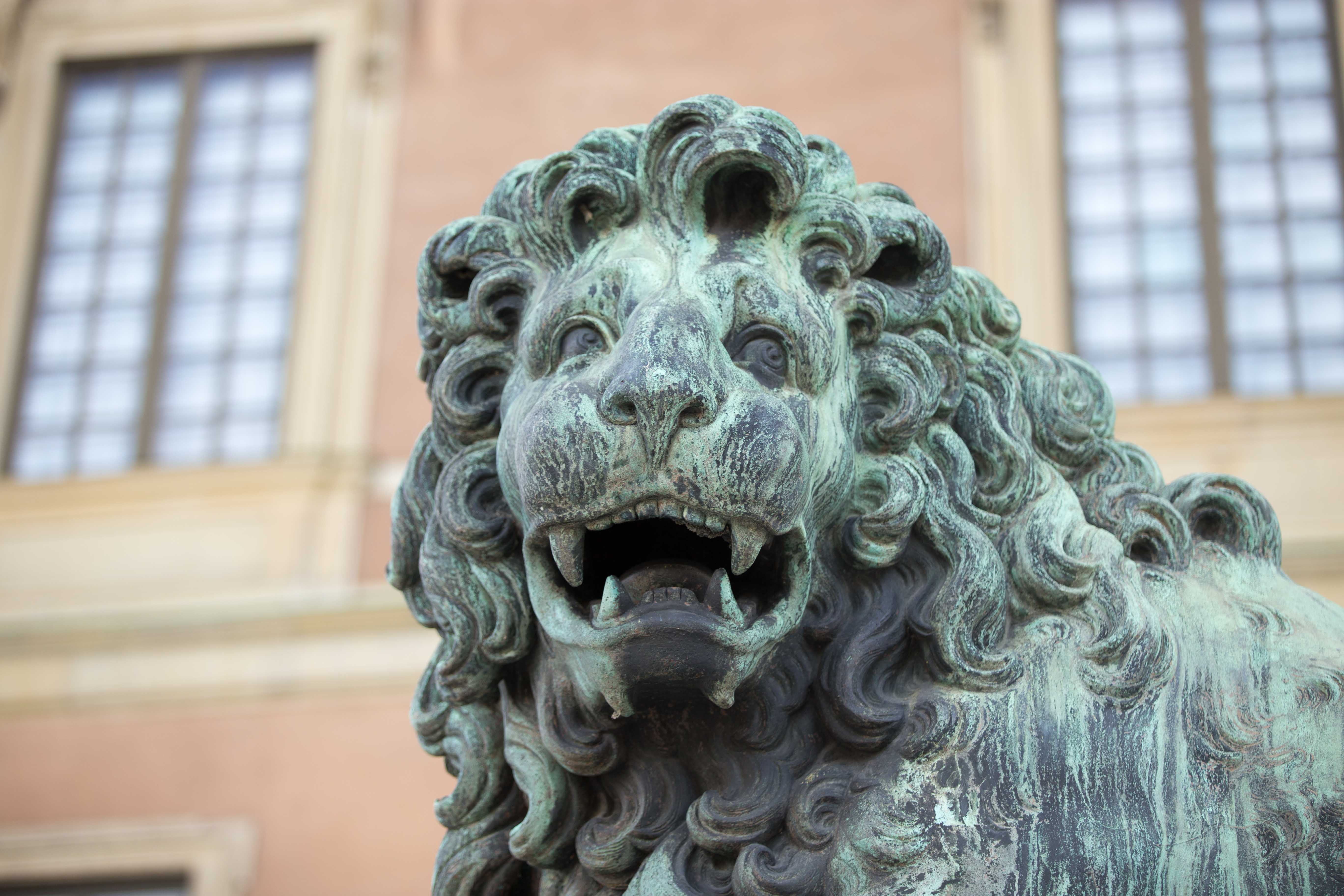 Statue bronze palais royal kungliga slottet gamla stan stockholm
