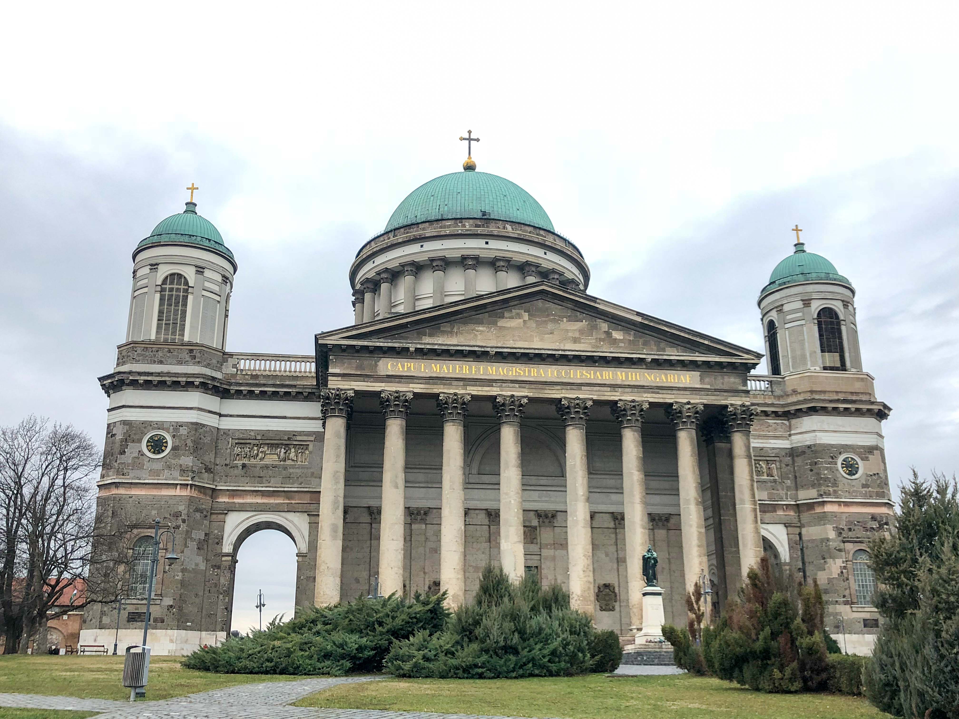 La Cathédrale Saint-Adalbert d'Esztergom en Hongrie