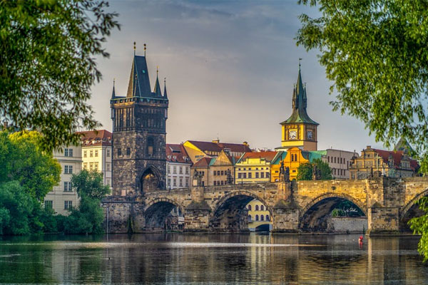 visiter prague city trip hotels pas chers