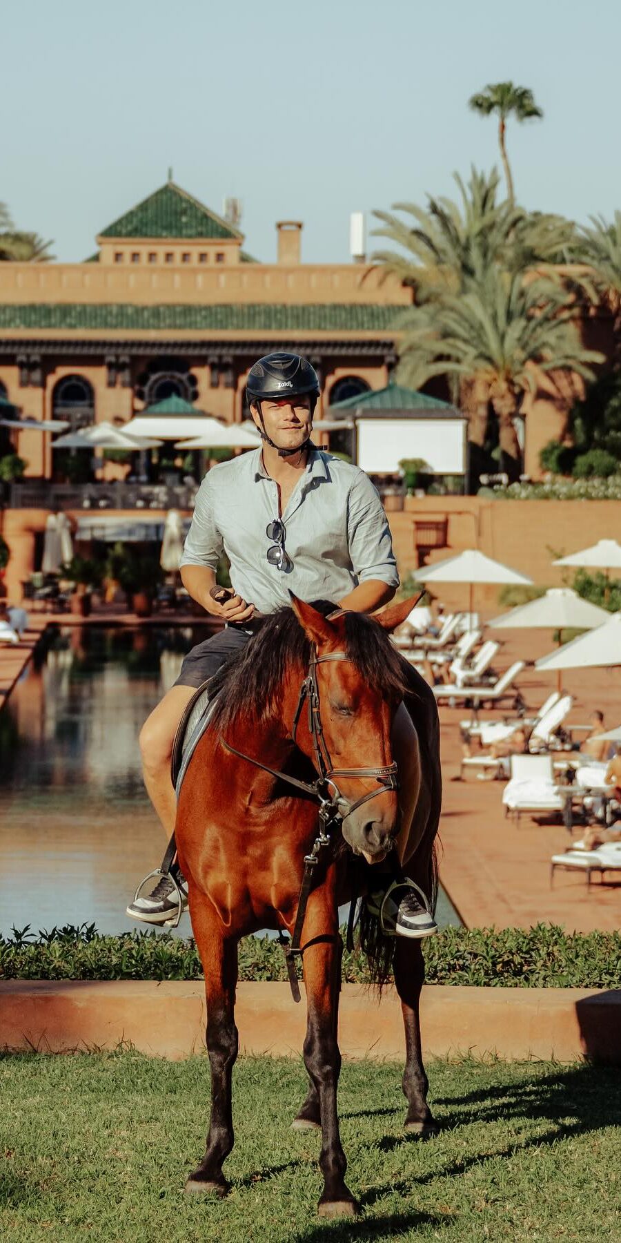 Tanguy Waerenburgh à cheval au Selman Marrakech au Maroc